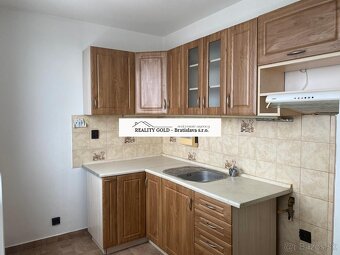 REZERVOVANÉ...  NA PREDAJ: 2 izbový byt Estónska - 8