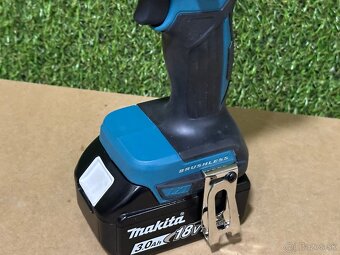 MAKITA Aku bezuhlíkový skrutkovač Li-ion LXT 18V DDF485 - 8