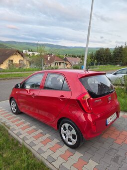 Kia Picanto 1.0 - 8