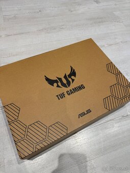 ASUS TUF GAMING F15 - 8