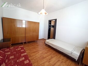 ÚTULNÝ 2-IZB.BYT S BALKÓNOM A ŠPAJZOU - HRNČIARSKA, STROPKOV - 8