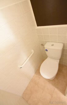 Na predaj kompletne zrekonštruovaná garsónka, Trenčín,balkón - 8