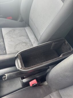 Rozpredám na diely Octavia 1 1.9 TDI 81kw - 8