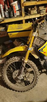 Predám moto 250 replika suzuki + výstroj - 8