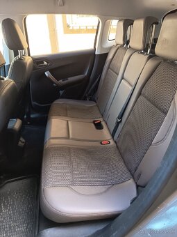 Peugeot 2008 (2013) 1.6 VTI - 8
