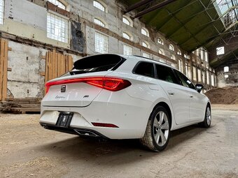 Seat Leon Sportstourer 2.0 TDI 150 FR DSG - 8