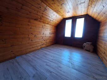 Šikovný rodinný domček pod lesom – Slovenské Pravno - 8