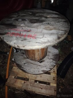 Hranole - strešné laty 80x80x3000-70x45x2800 - 8