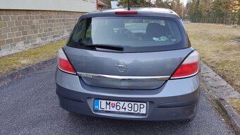 Opel Astra 1.4 16V - 8