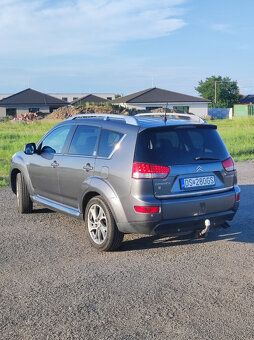 Citroën C-Crosser 2.2 HDi 4x4 – 7 miest, STK do 2027 - 8