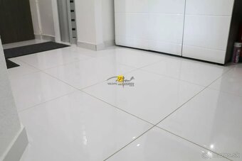 Len u nás. Predaj 3-izb.bytu s loggiou a zariadením v Detve. - 8