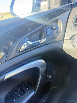 Predám Opel Insignia kombi - 8
