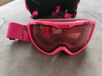 Lyžiarska prilba Bolle s okuliarmi. Nová - 8