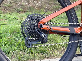 Trek Slash 8 gen 5 2024 - 8