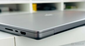 Apple MacBook Pro 16" M1 Space Gray 1TB - 8