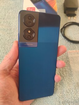 TCL 50SE 256GB 6GB RAM - 8