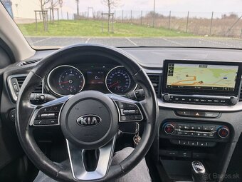 KIA Cee’d Sporty Wagon 1.4 T-GDi Gold + NAVI Pack - 8
