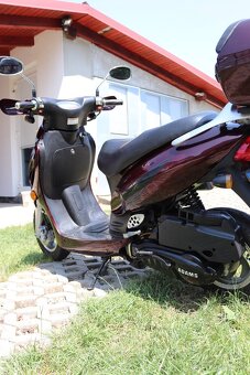 Skúter 125 4t 5.50kw - 8