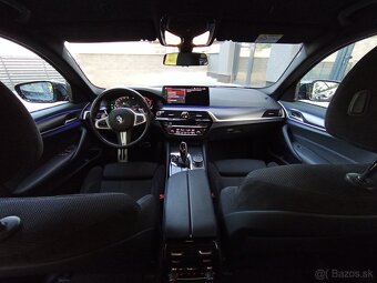 BMW 520d Touring M-Sport mHEV - 8