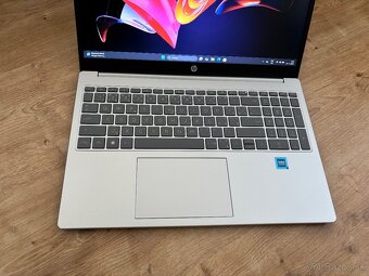 /15.6"/HP Notebook/4GB RAM DDR5/128GB NVMe SSD/Intel HD - 8