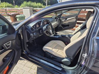 Mercedes C220cdi 2011 coupe - 8