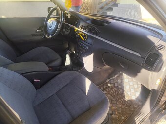 Renault Laguna Grandtour 2,0 benzin - 8
