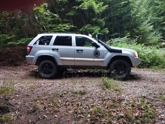 Jeep Grand Cherokee 3.0crdi,laredo - 8