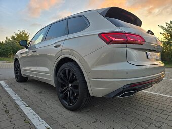 Volkswagen Touareg R-Line 3.0 tdi - 8