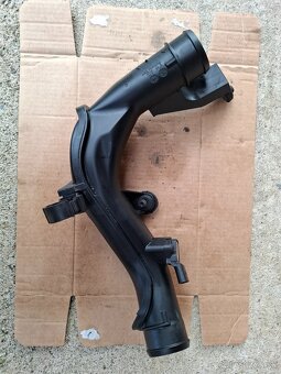 Sacie potrubie, EGR VW Passat B6 2.0 TDI CR - 8
