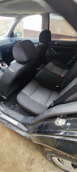 Golf 1.9 tdi , 74kW, 2003 - 8