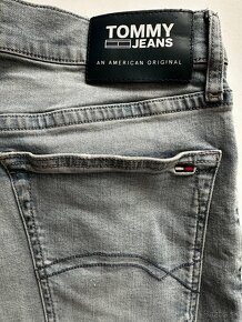 Pánske džínsy- skinny Tommy HILFIGER - veľkosť 32/34 - 8