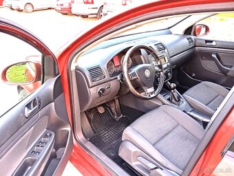 Volkswagen Golf 5 1.9 TDI 77kw rok 2007 - 8