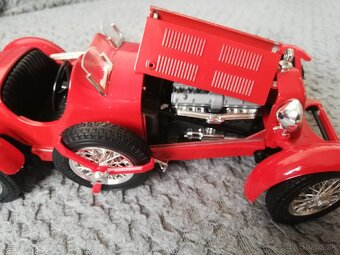 1:18 Alfa Romeo 2300 Monza 1934 - 8