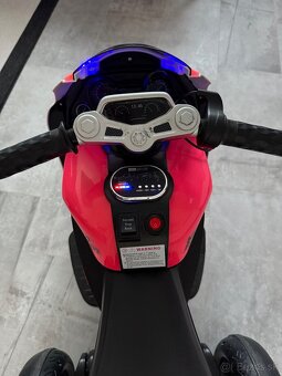Elektrické autíčko ( motorka ) - 8
