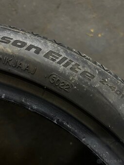 245/40 r19 - 8