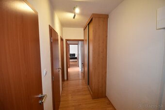 Predaj zrekonštruovaného 2-izbového bytu v TOP lokalite - 8