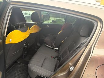 Kia Sportage 1.7 CRDi, 85 kW – 2016 - 8