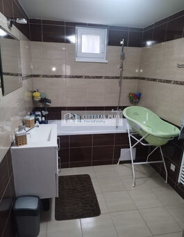 ZNÍŽENÁ CENA Predám 3-izbový rodinný dom Šurany - 8