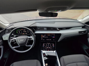 AUDI E-TRON 50 QUATTRO ADVANCED - 8