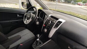 Kia Venga 1.4i 16V 87000 km benzín - 8