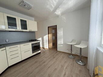 NA PRENÁJOM ZREKONŠTRUOVANÝ 2-IZB.BYT ROBOTNÍCKA UL.,SENICA - 8