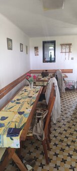 Predám celoročne obývateľnú murovanú vínnu chatu - 8