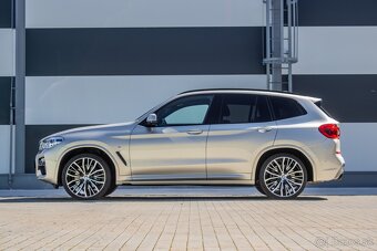 BMW X3 M40d A/T - 8