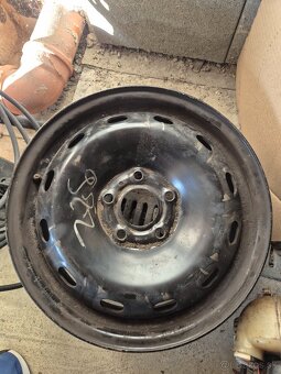 Plechovy disk Renault trafic 4ks - 8