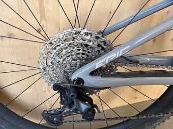Specialized epic - 8