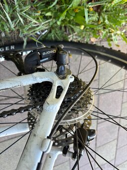 TREK 4500 - 8