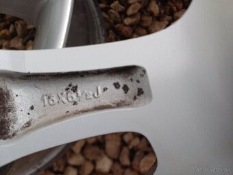 Orig.hlinikove disky Mazda - 3,5,6-6 1/2Jx16-ET-52,5-5x114,3 - 8