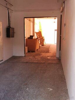 Prenájom skladu 360m2+príslušenstvo v NITRE - 8