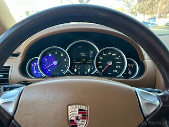 Porsche Cayenne Turbo LPG - 8