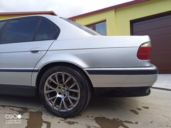 BMW e38 - 8